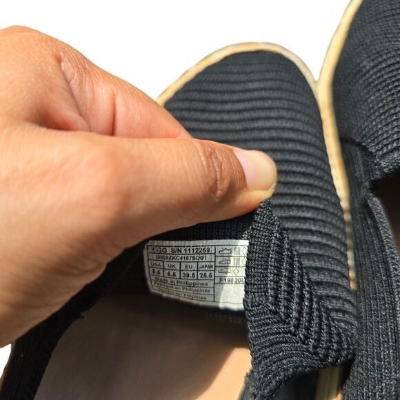 UGG‎ Sammy Sneakers Black Women's size 8.5 - Picture 6 of 8